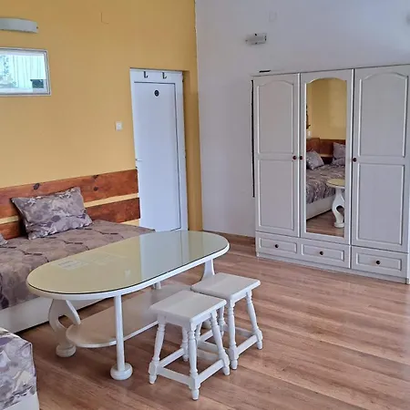 Zelenika シネモレツ