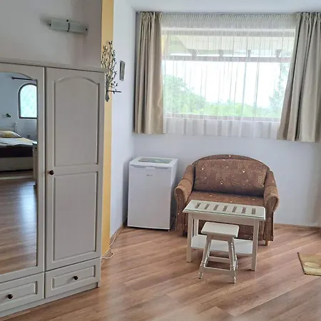 Zelenika 2* シネモレツ