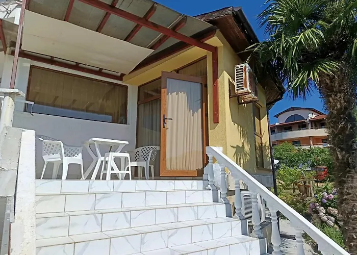 Guest house Zelenika Sinemoretz