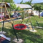 Guest house Zelenika 2*