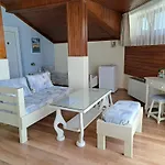Guest house Zelenika 2*