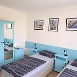 Zelenika Guest house 2*