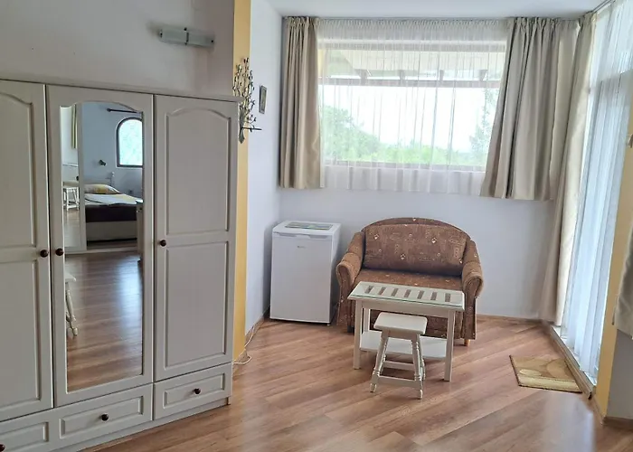 Zelenika 2* Szinemorec